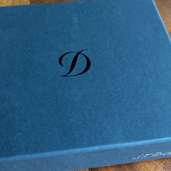 St. Dupont Leather Wallet with credit card holders Retail $290 New in Dupont Bo - Picture 2 of 8